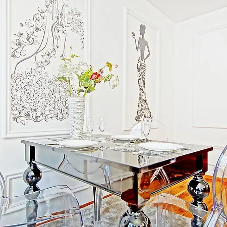 公寓 Apartament Starogdanski 9 *